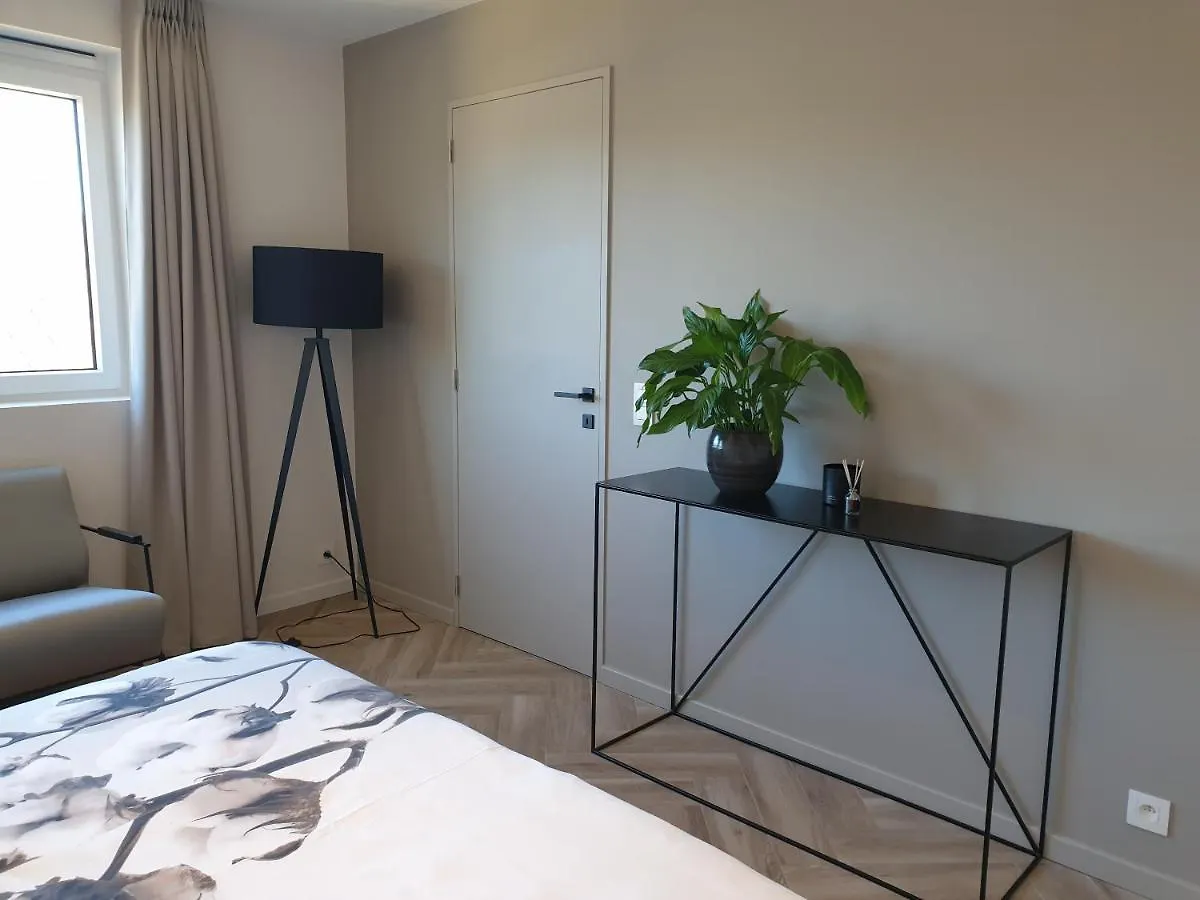 Bed and Breakfast Snooze Ostende 0*,  Bélgica